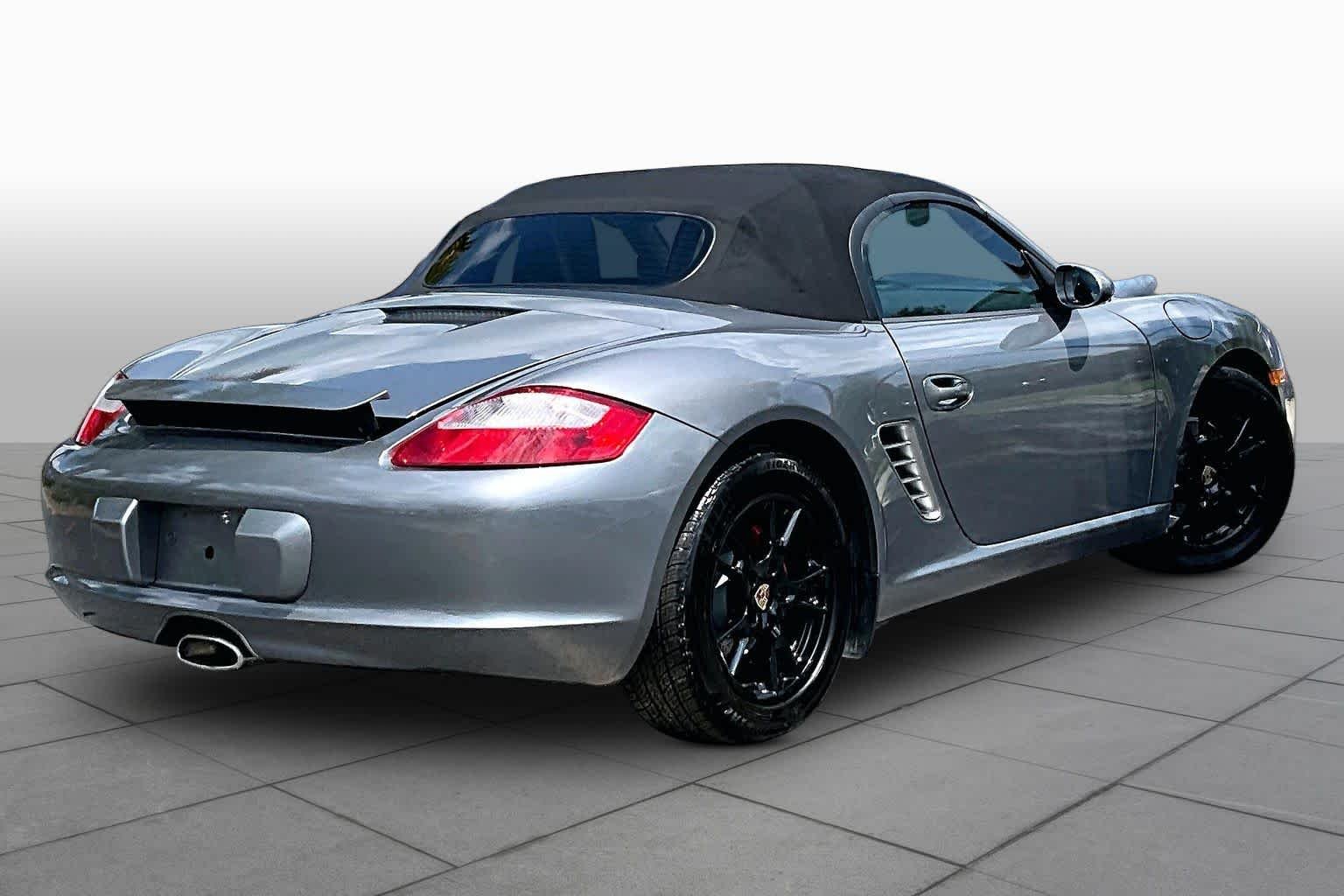 Used 2005 GRAY Porsche  image 17
