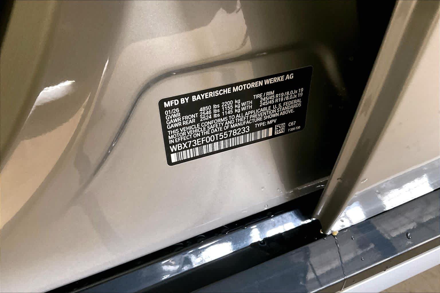New 2026 Space Silver Metallic BMW xDrive28i image 18