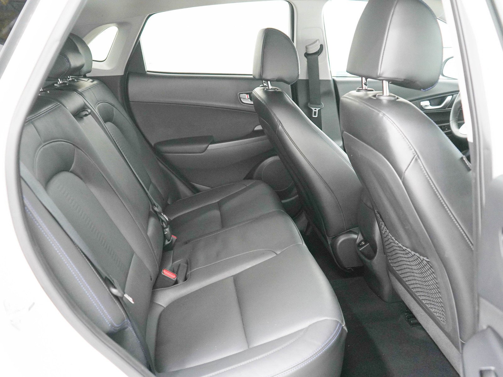 Certified Used 2023 Lunar White Hyundai Limited FWD image 13