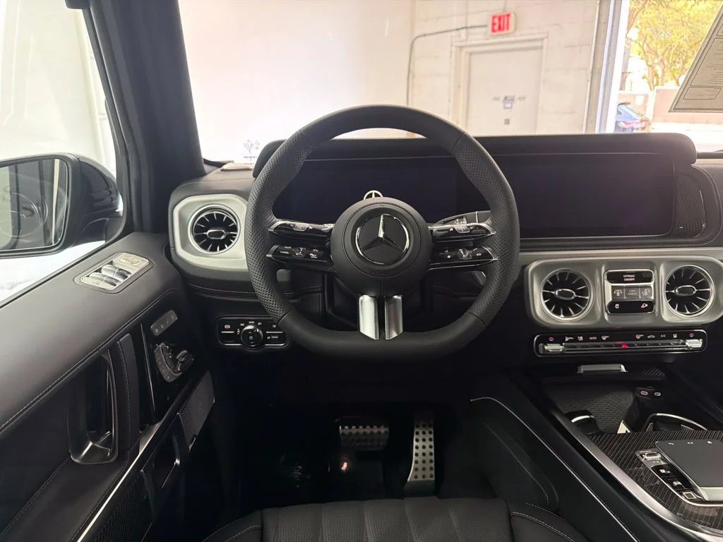 New 2027 Black Mercedes-Benz G 580 image 24