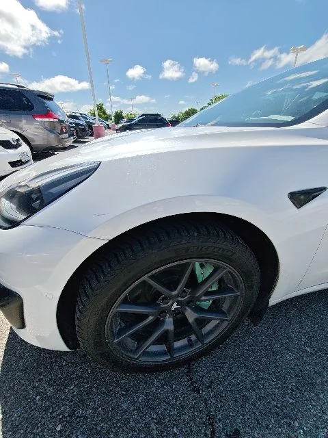 Used 2022  Tesla Long Range image 2