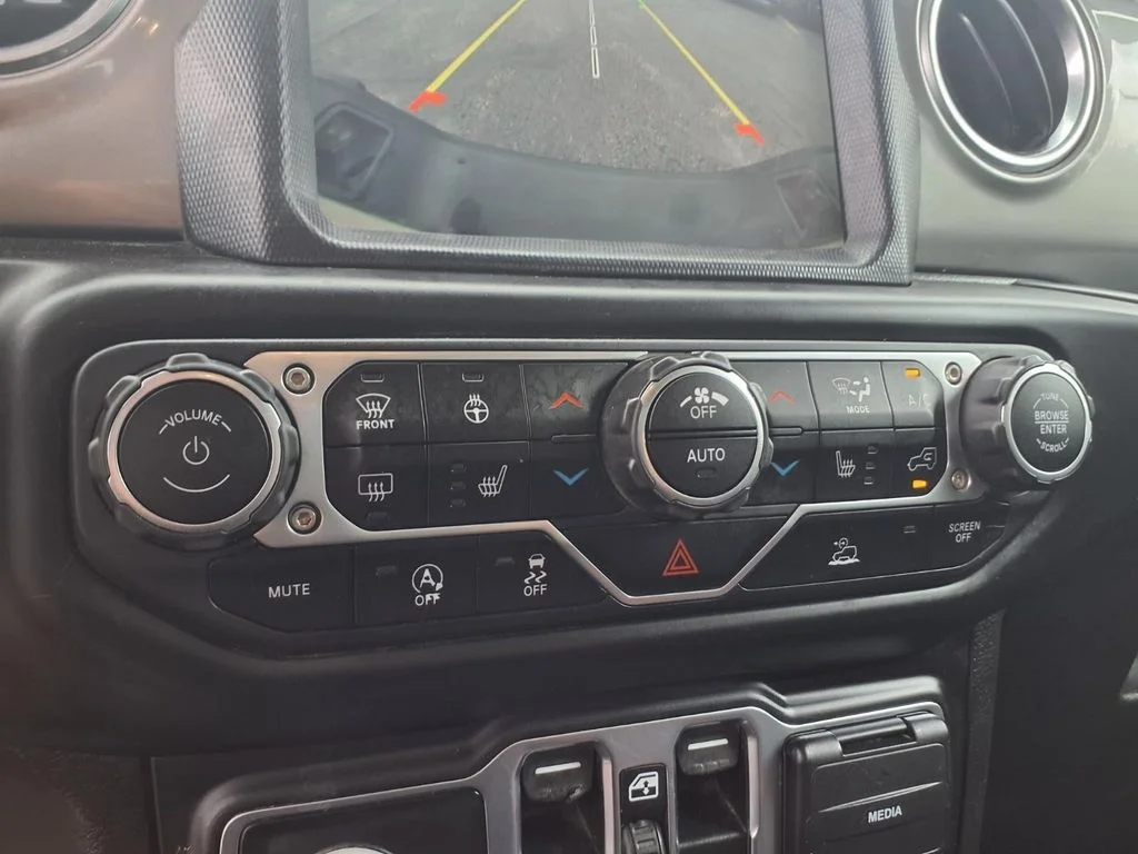 Certified Used 2020 Beige Jeep Overland image 7