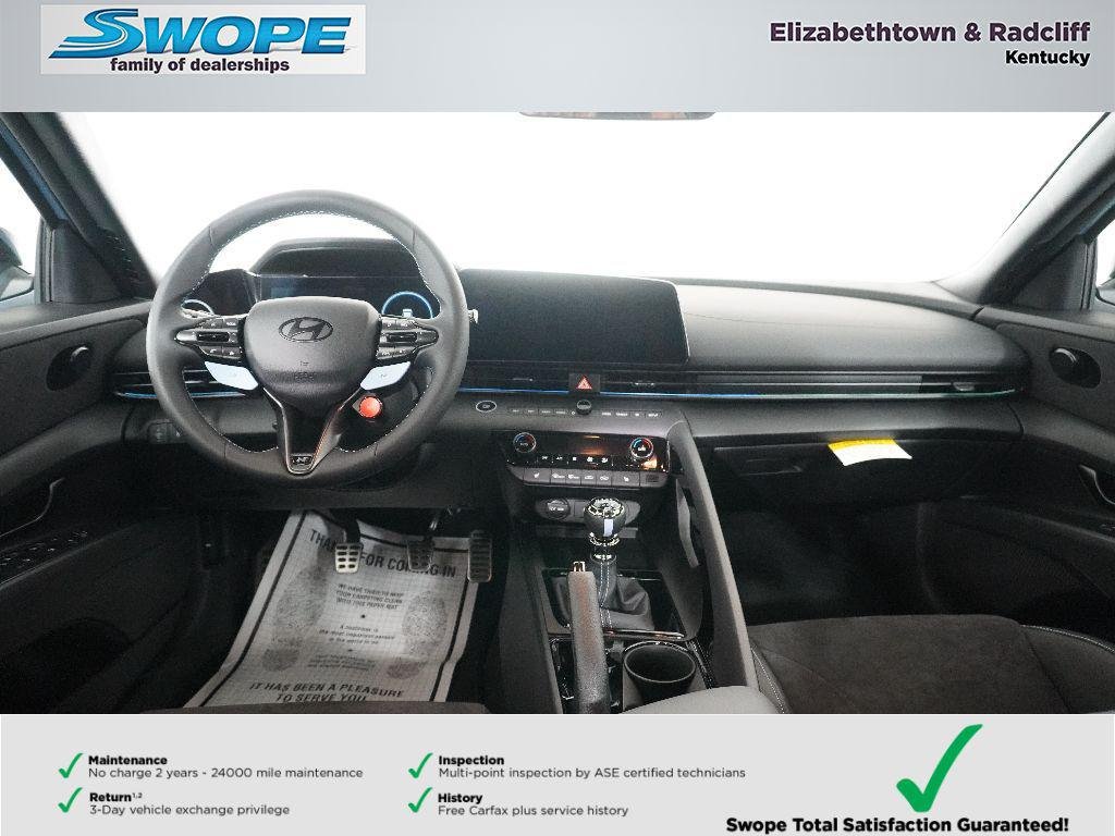 2025 Hyundai Elantra N - Photo 8