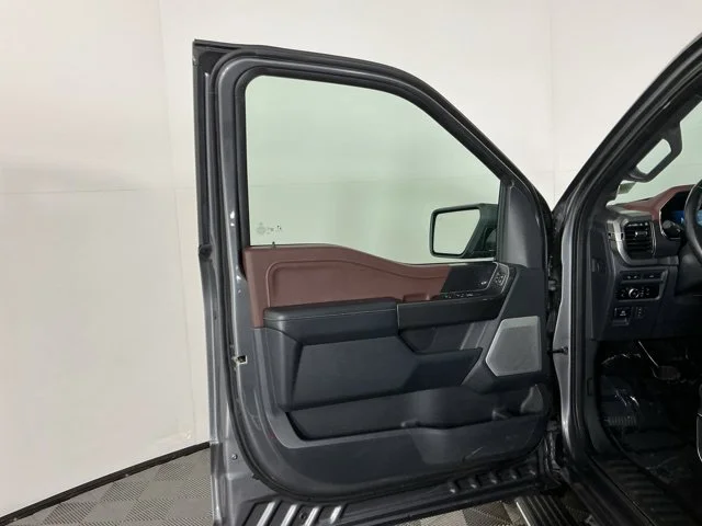 Used 2023 Gray Ford Lariat image 14