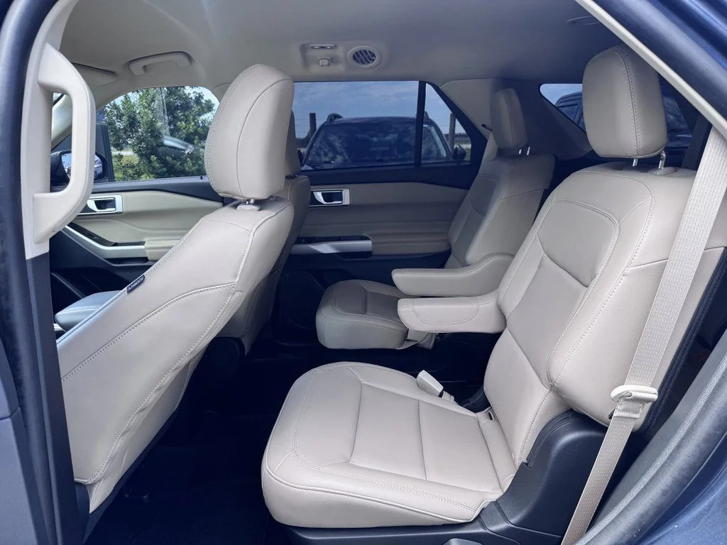 Used 2023 Blue Ford XLT image 13
