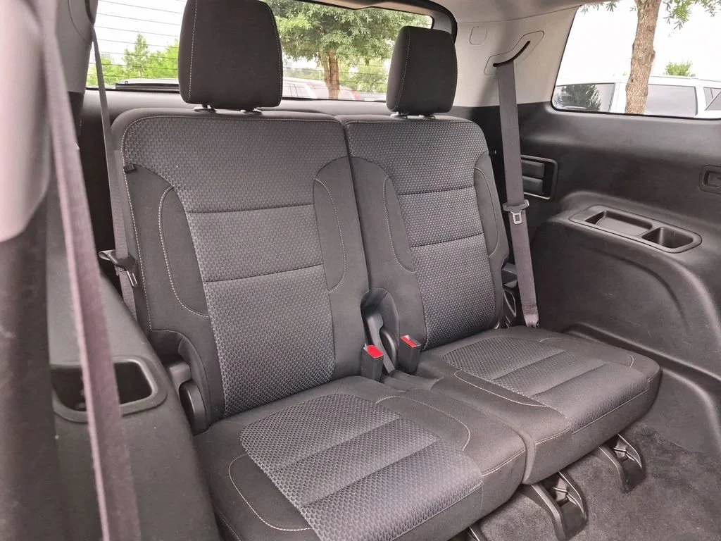 Used 2021 SUMMIT WHITE GMC SLE image 34