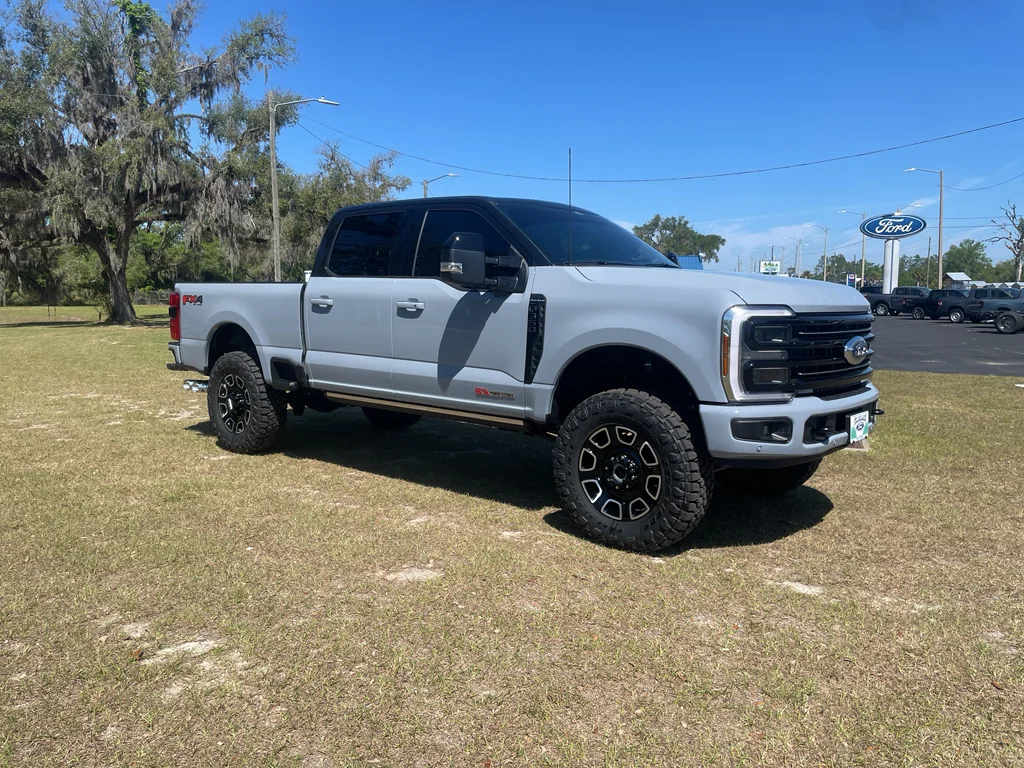 New 2026 Glacier Gray Metallic Tri-Coat Ford F-350® Platinum® image 2