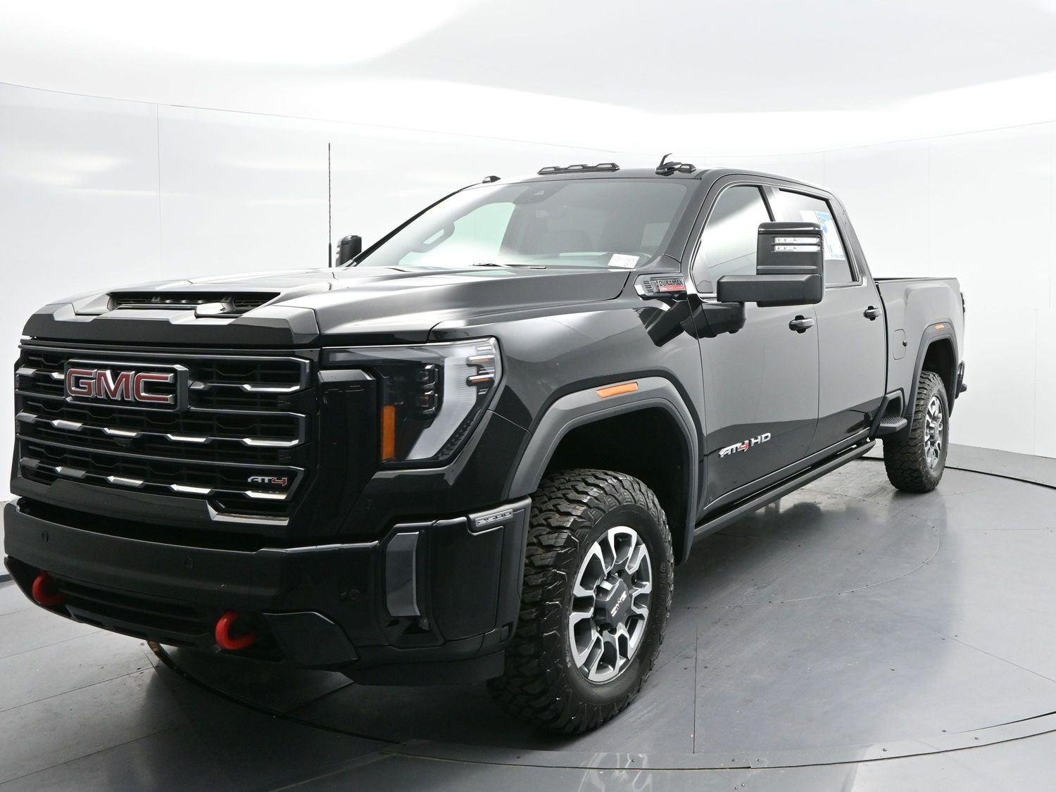 Used 2024 Onyx Black GMC AT4 image 3