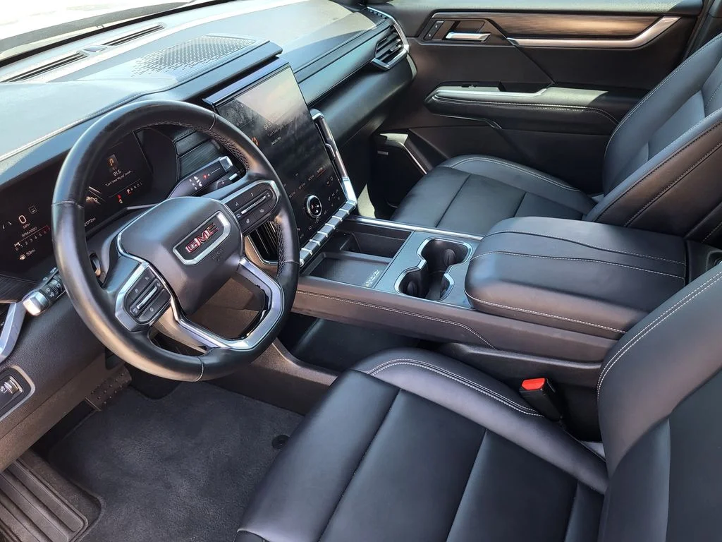 Used 2024 Sterling Metallic GMC Elevation image 10