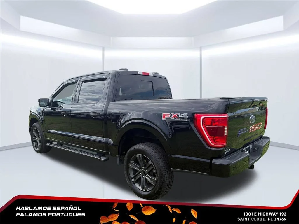 Used 2023 Black Ford XLT image 3