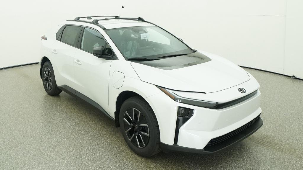 New 2026 Wind Chill Pearl Toyota XLE image 59