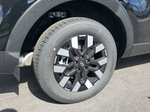 Certified Used 2026 Black Hyundai SEL image 5