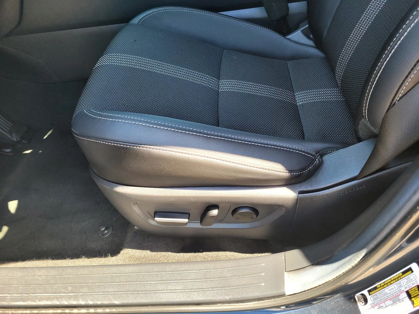 Certified Used 2025 Ingot Blue Metallic Mazda 2.5 S Premium Package image 23