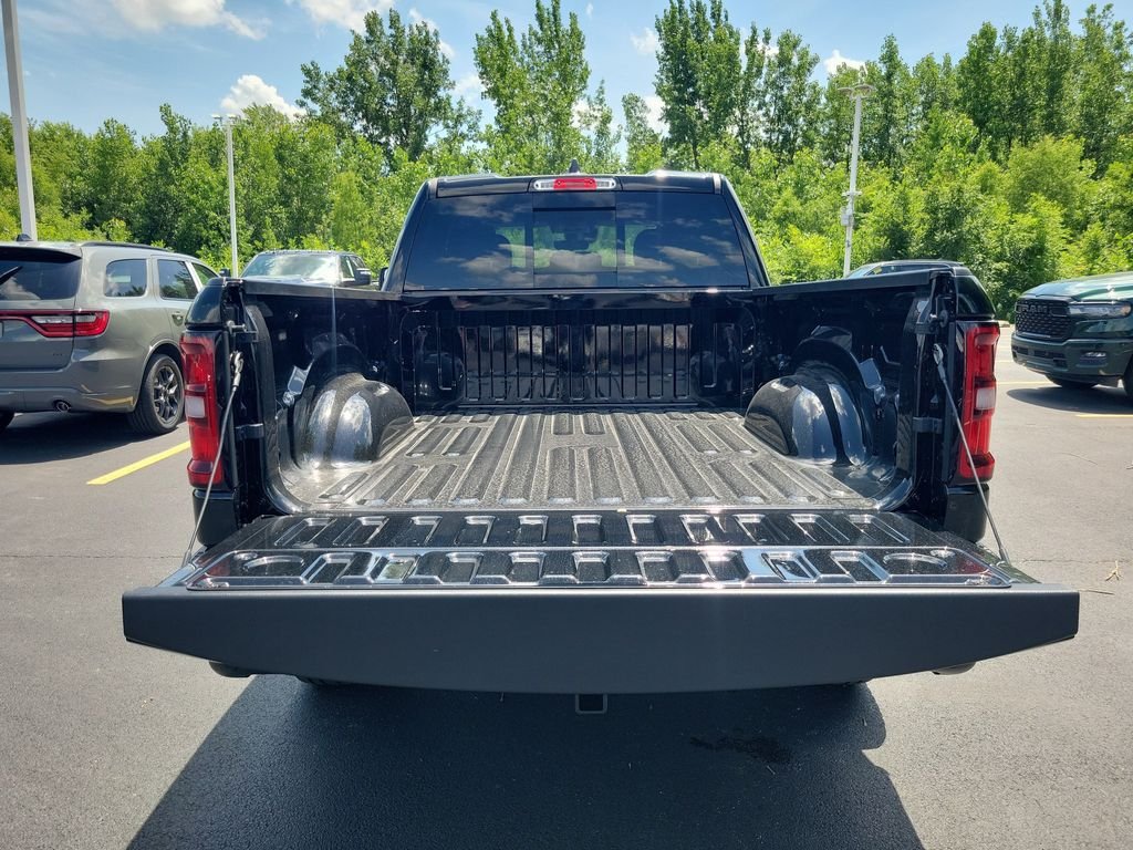 New 2026 Diamond Black Crystal Pearl-Coat Exterior Paint RAM Express image 8