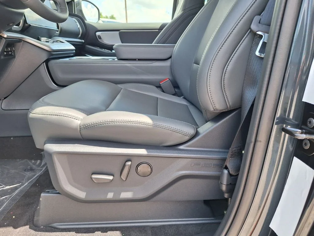 New 2026 Stone Blue Metallic Ford Active image 25