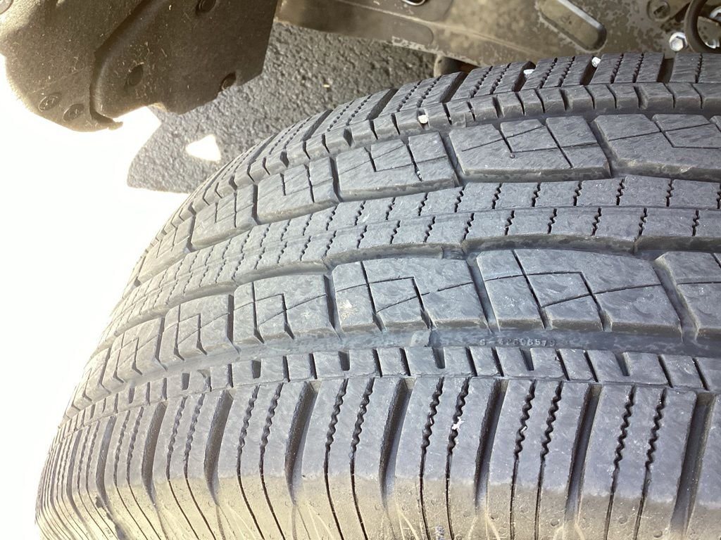Used 2025  Toyota SR5 image 7