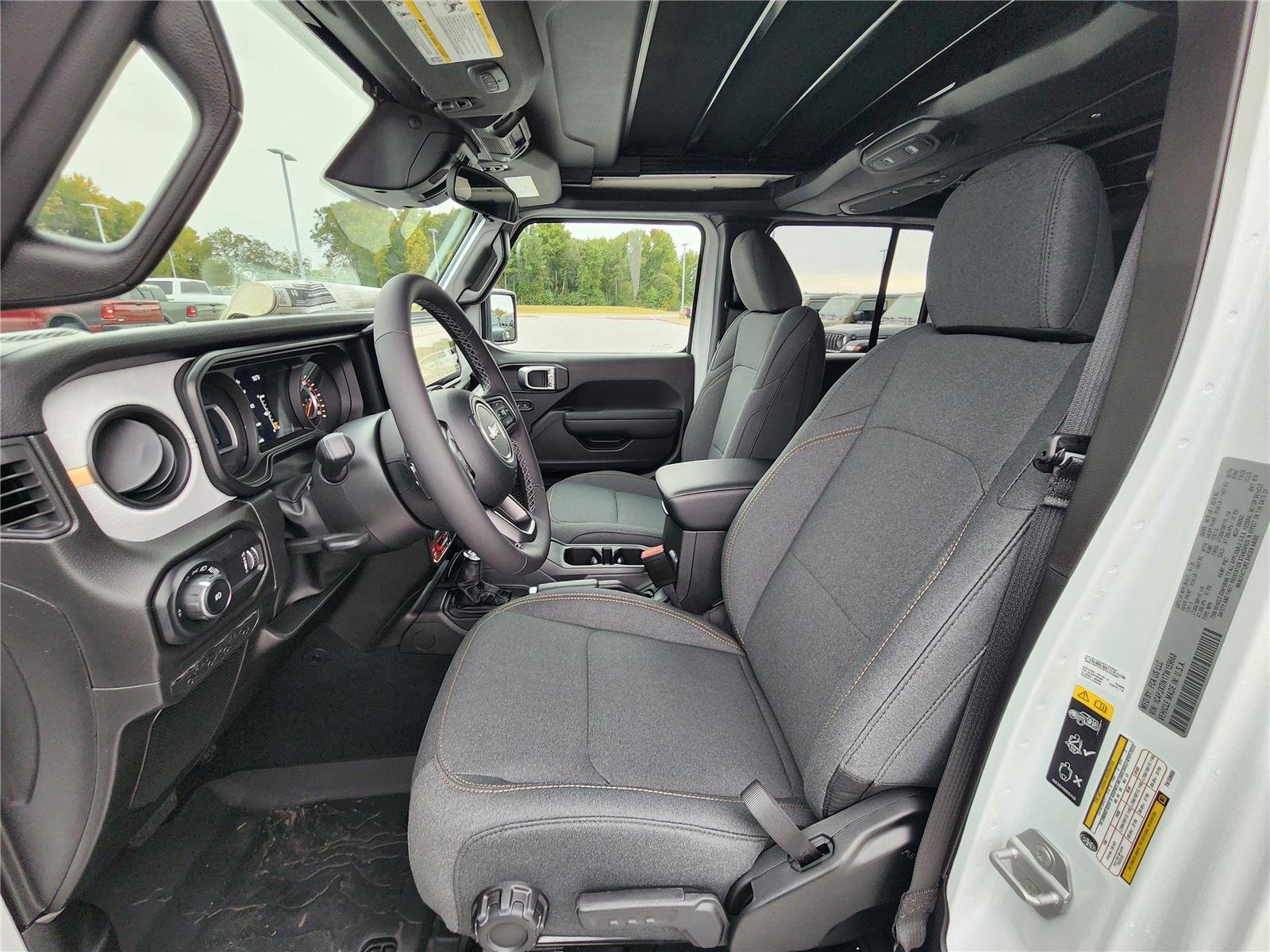 2026 Jeep Wrangler 4-Door Willys - Photo 12