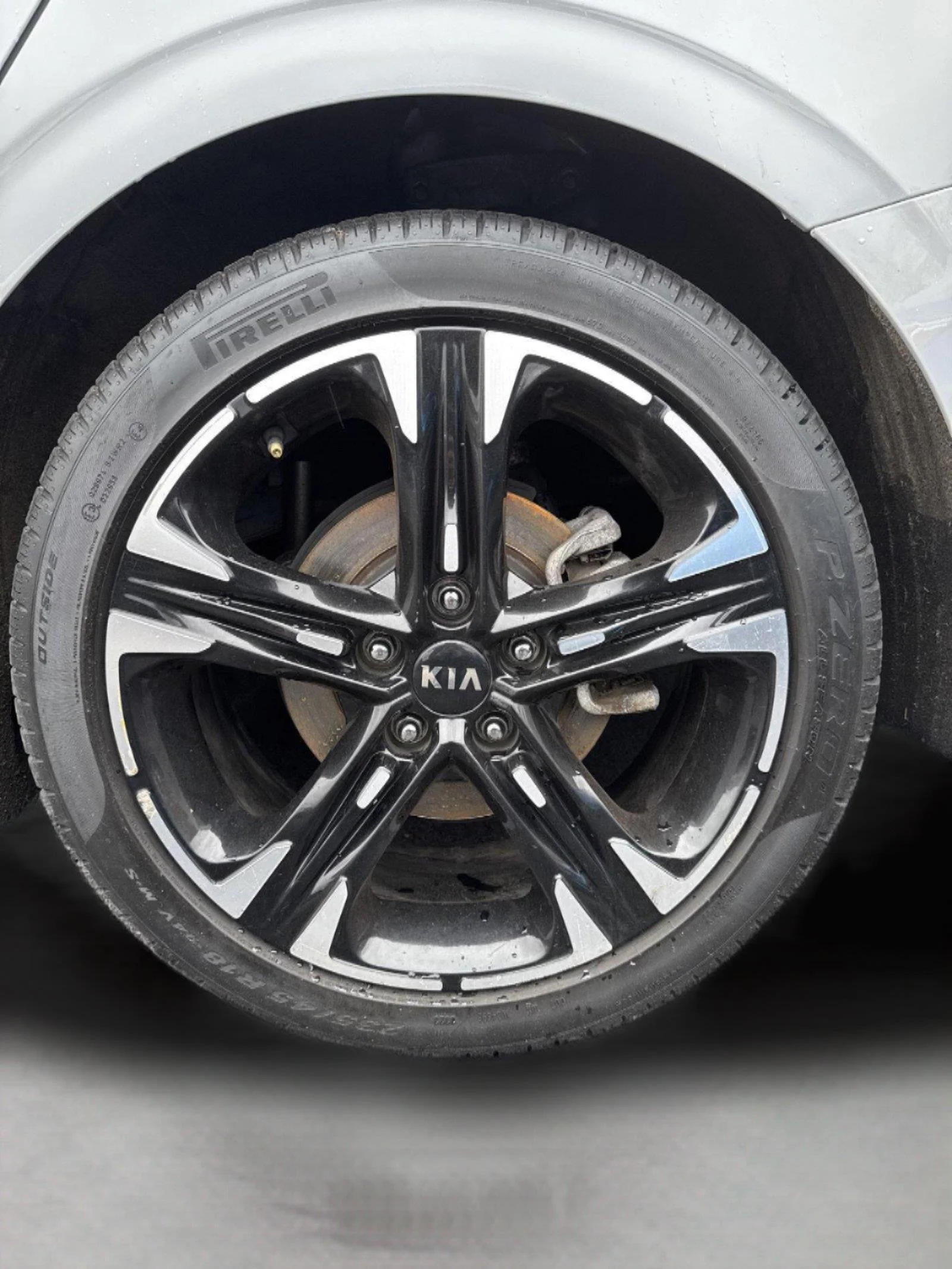 Used 2021 Wolf Gray Kia GT-Line image 10
