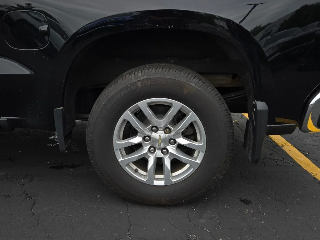 Used 2020 Black Chevrolet LT image 16