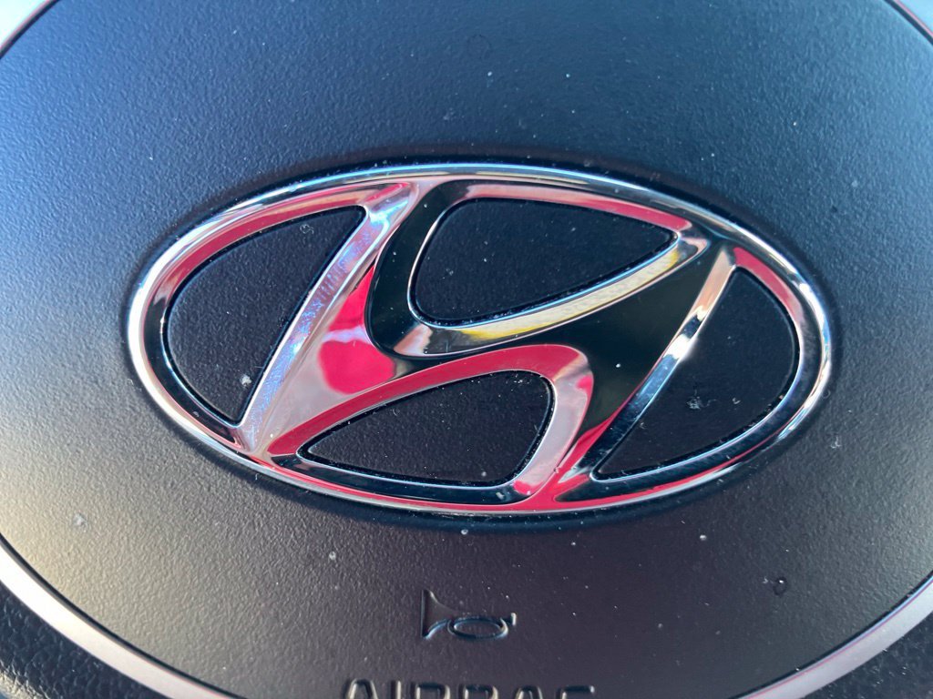 Used 2024 Gray Hyundai SEL image 12