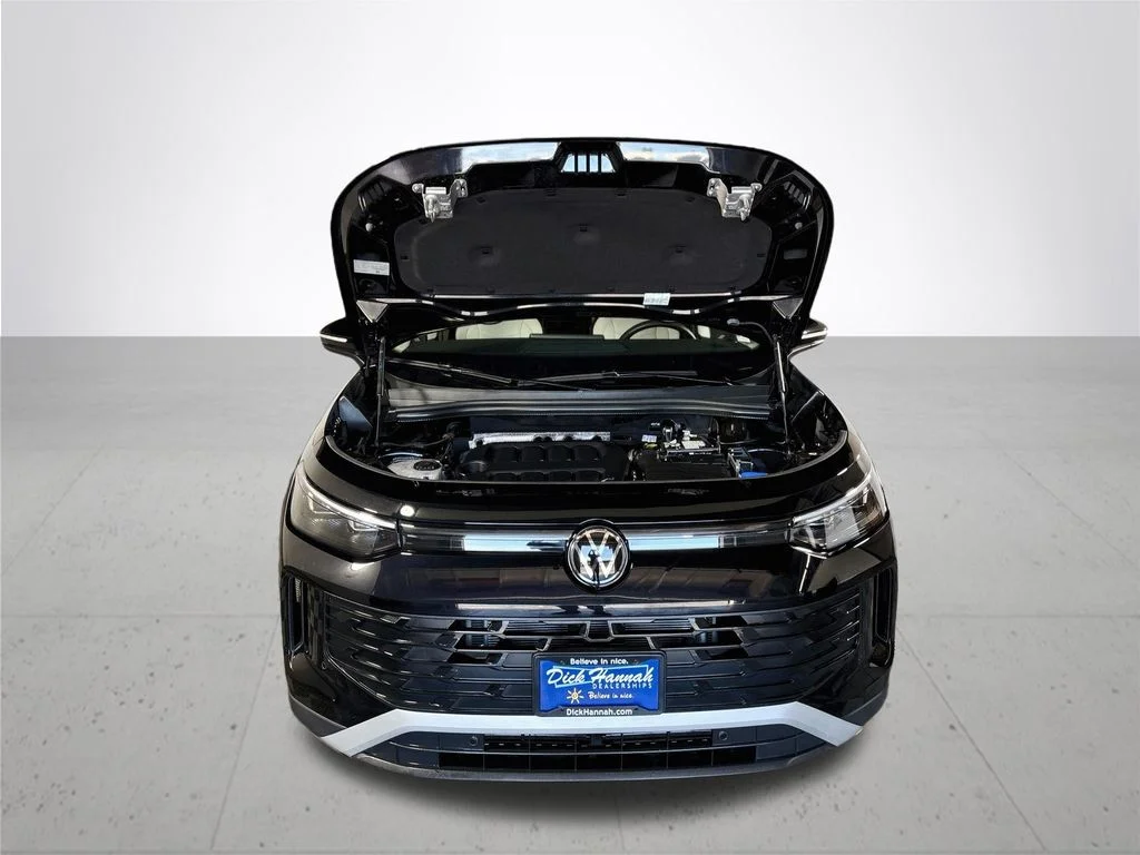 Certified Used 2025 Black Volkswagen 2.0T SE image 22