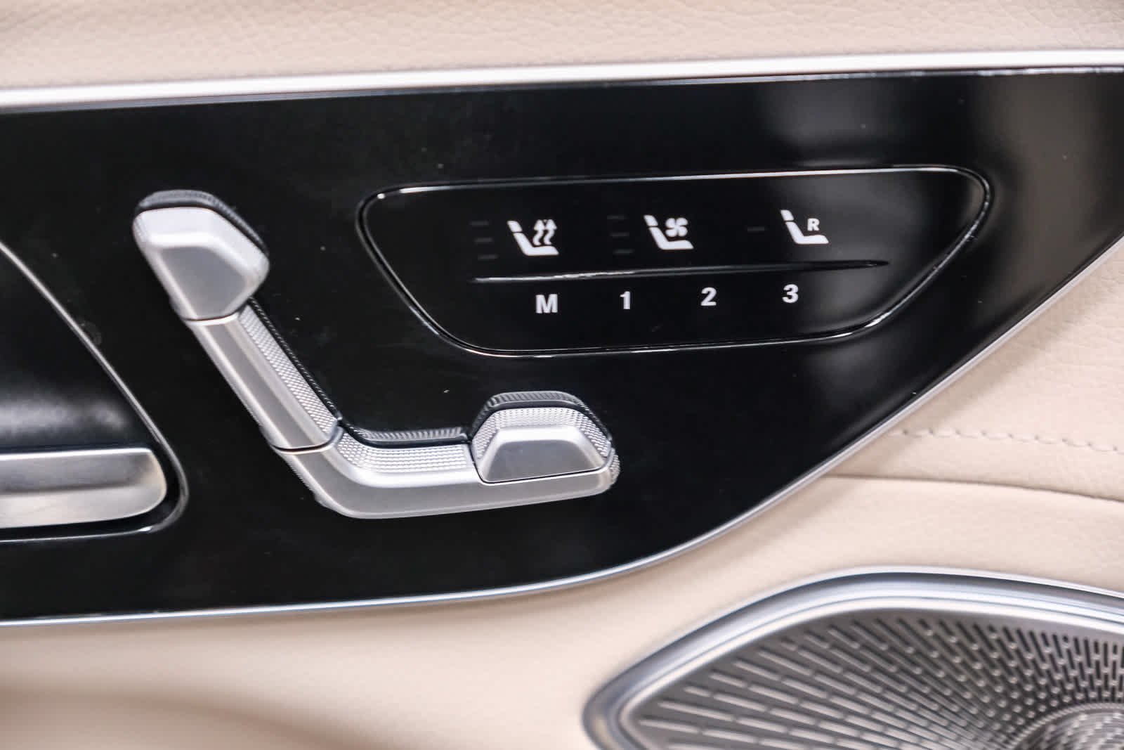 Certified Used 2023 Black Mercedes-Benz EQS 450+ image 29