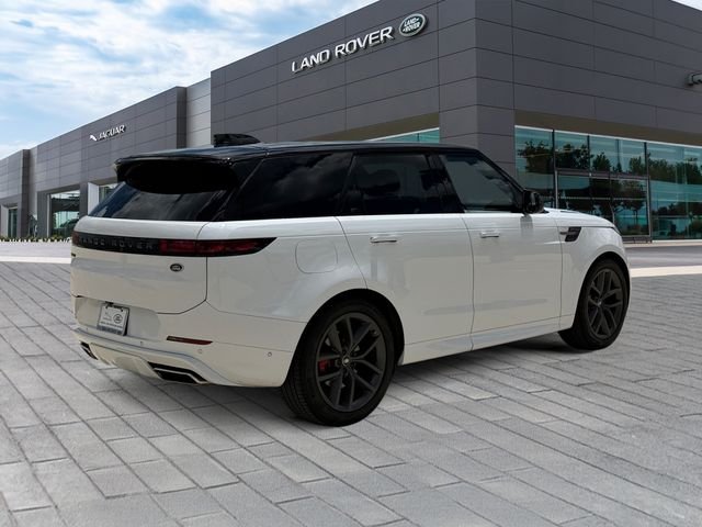 Certified Used 2023 Fuji White Land Rover SE Dynamic image 5