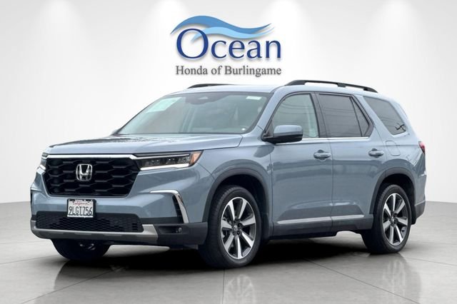Certified Used 2024 Sonic Gray Pearl Honda Touring image 8