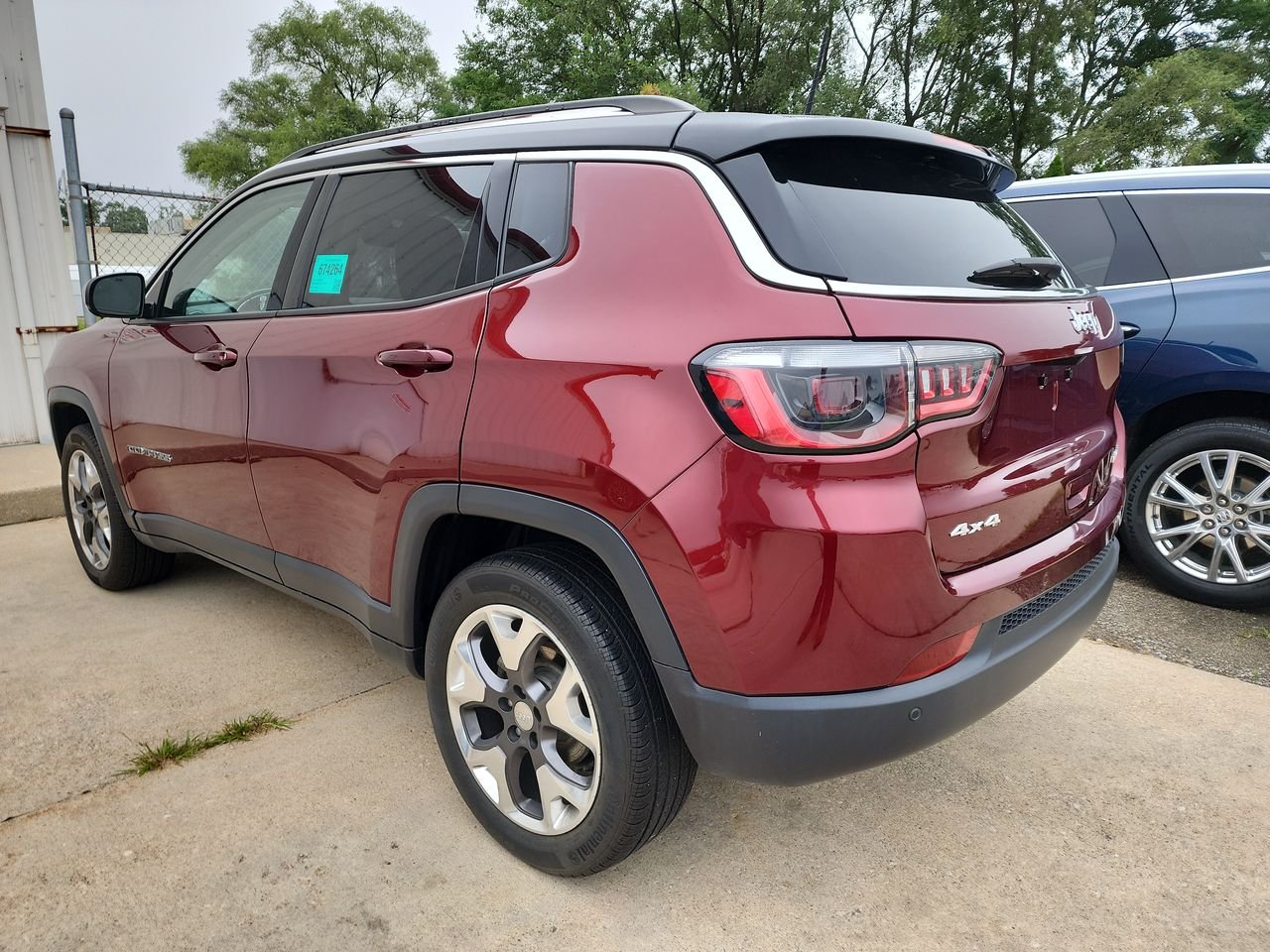 Used 2021 Velvet Red Pearlcoat Jeep Limited image 3