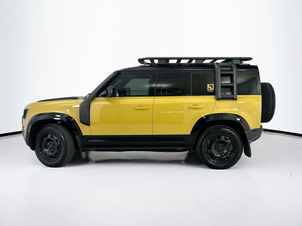 Used 2026 Deep Sandglow Yellow Metallic Land Rover Trophy Edition Deep Sandglow image 8