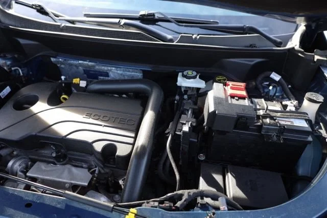 Used 2025 Lakeshore Blue Metallic Chevrolet LT image 37