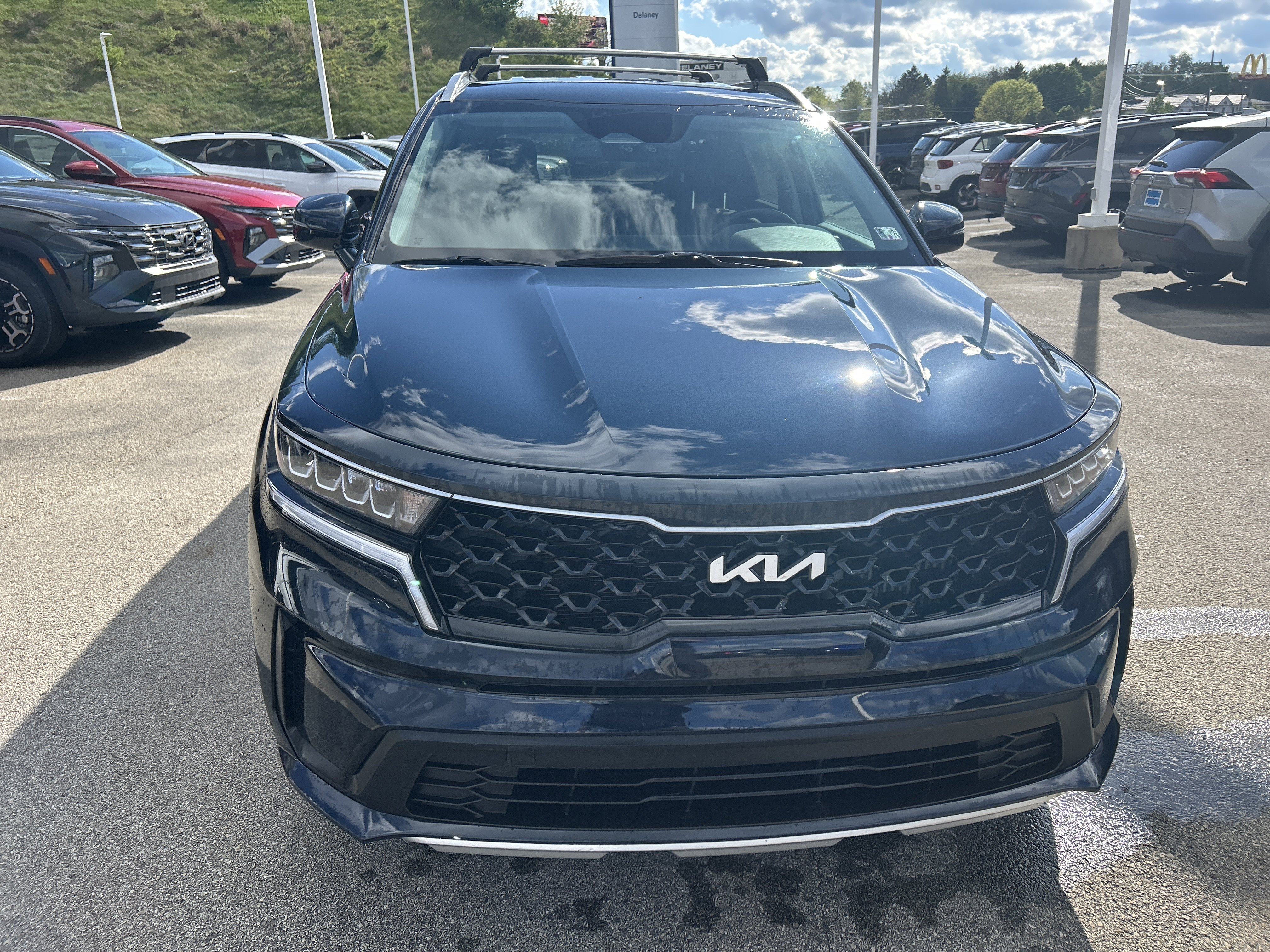 2022 Kia Sorento S Hybrid - Photo 24