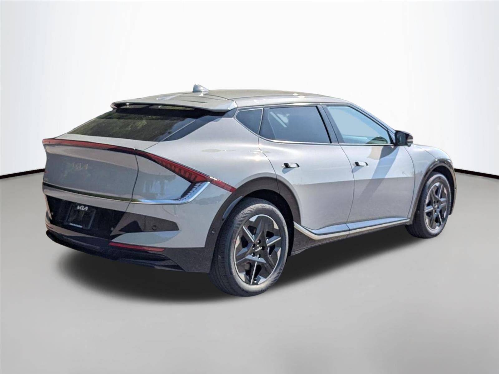 2025 Kia EV6 Wind - Photo 7