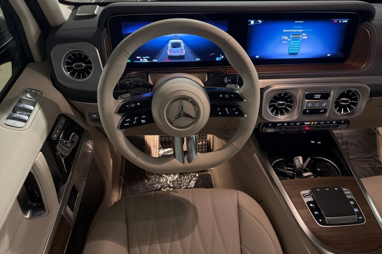 New 2026 Indium Grey Metallic Mercedes-Benz G 580e SUV image 13