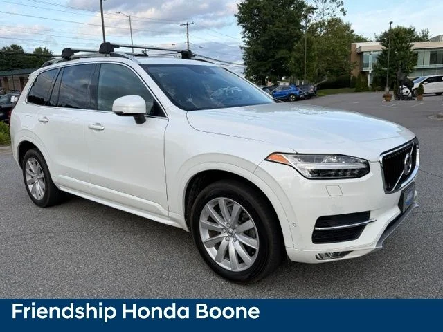 Used 2019 White Volvo T6 Momentum image 3