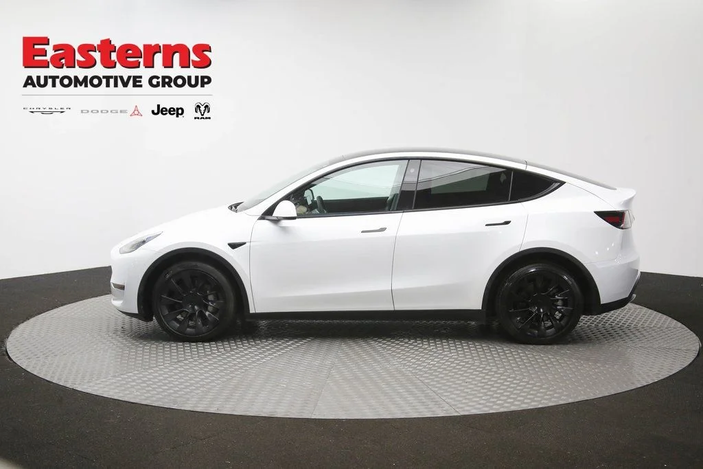 Used 2022 White Tesla Long Range image 55