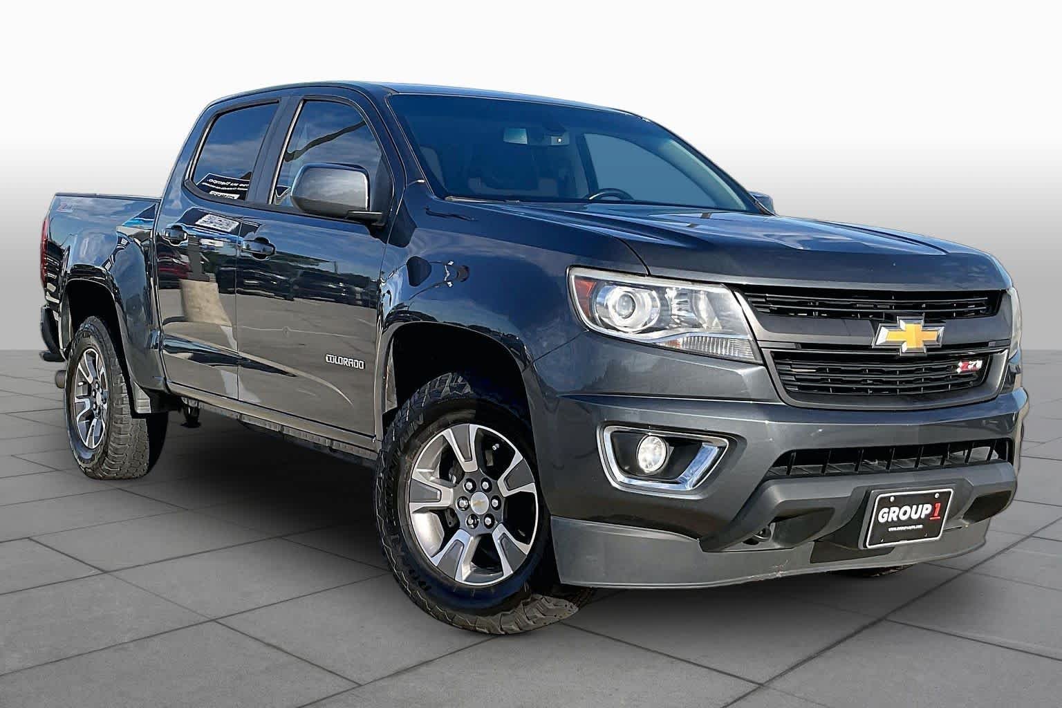 Used 2016 CYBER GRAY METALLIC Chevrolet 4WD Z71 image 3