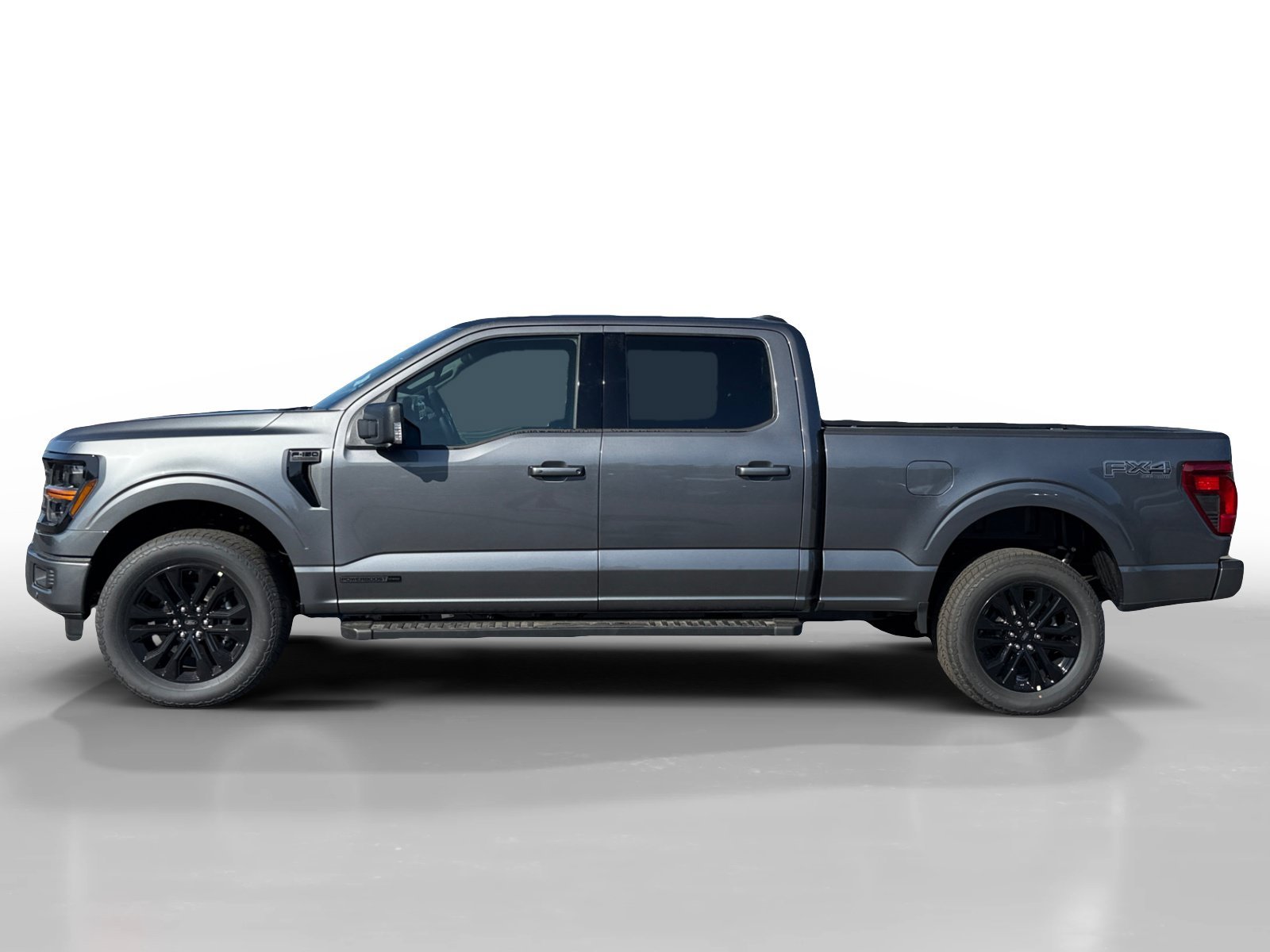 New 2026 Carbonized Gray Metallic Ford XLT image 2