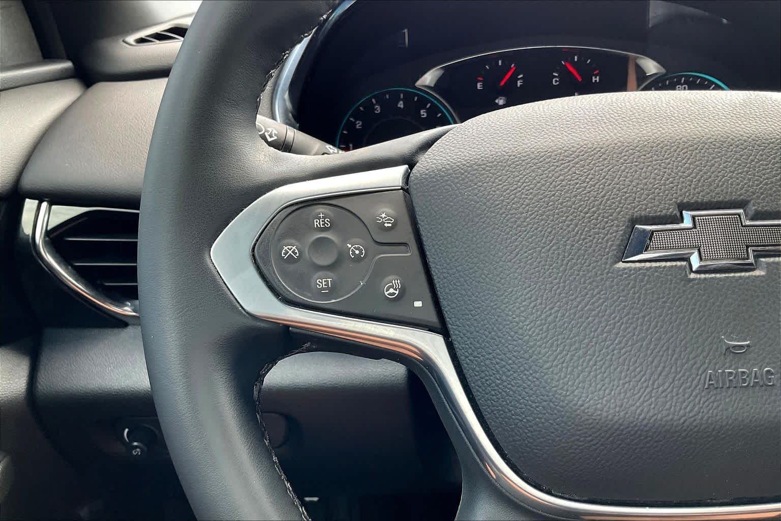 Used 2023 Summit White Chevrolet RS image 18