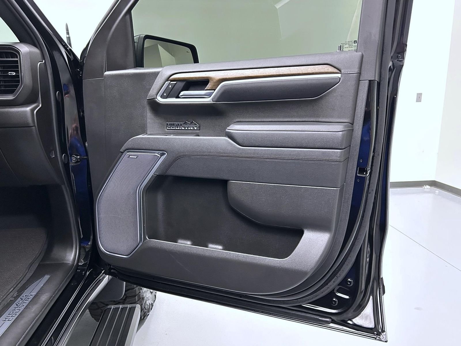 2026 Chevrolet Silverado 1500 High Country - Photo 16