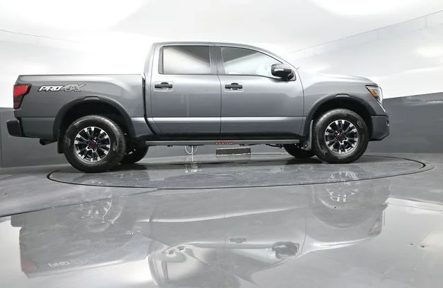 2024 Nissan Titan PRO-4X - Photo 32