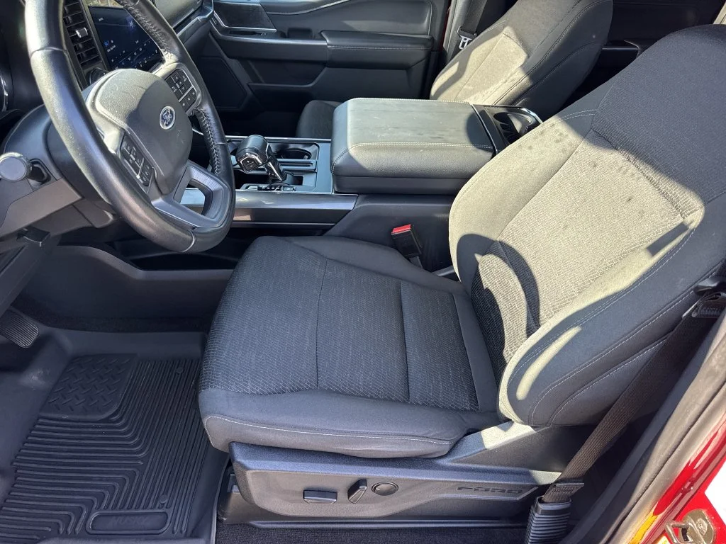 Used 2022 Red Ford XLT image 9