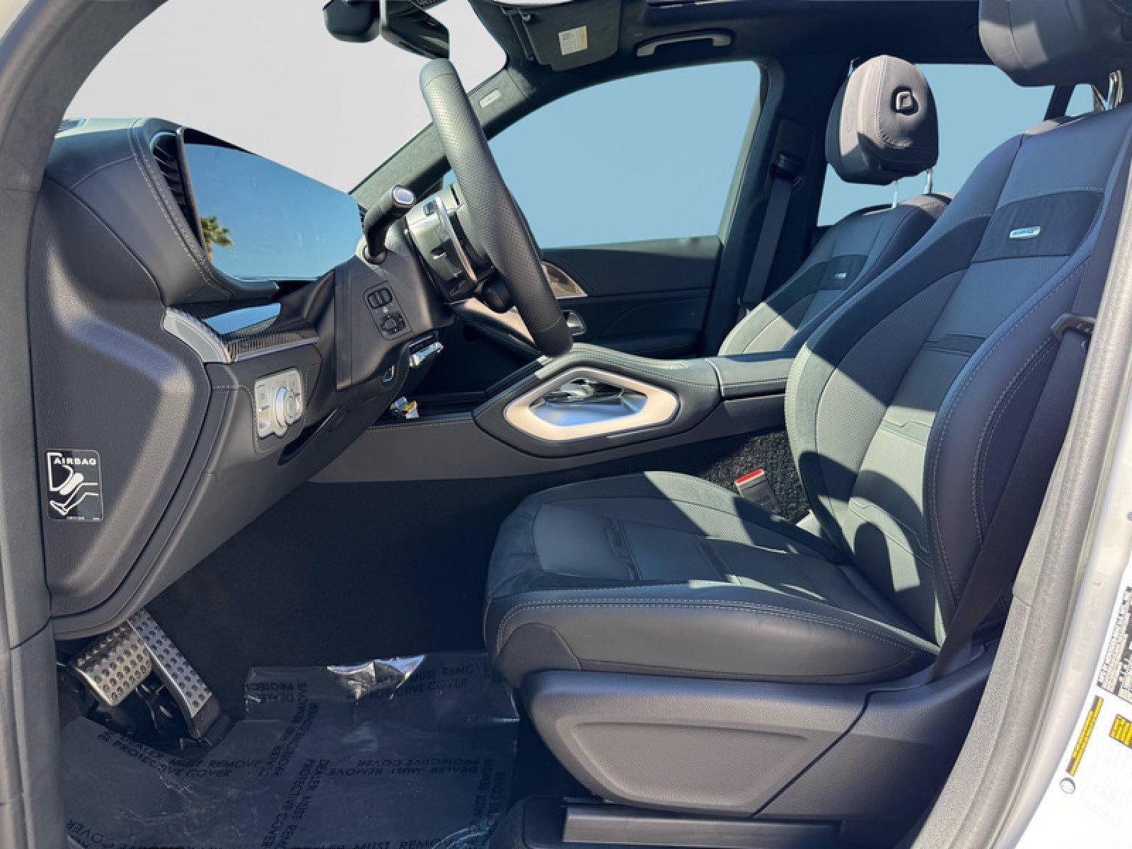 2025 Mercedes-Benz GLE AMG GLE63 S - Photo 10