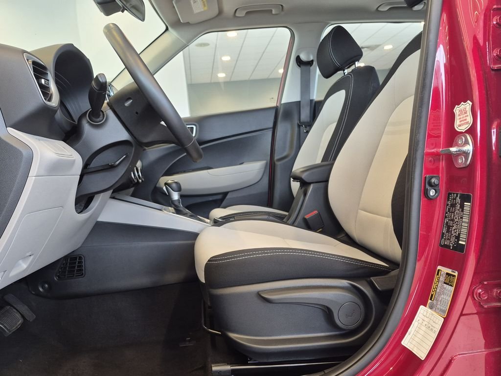 Used 2025 Red Hyundai SEL image 11