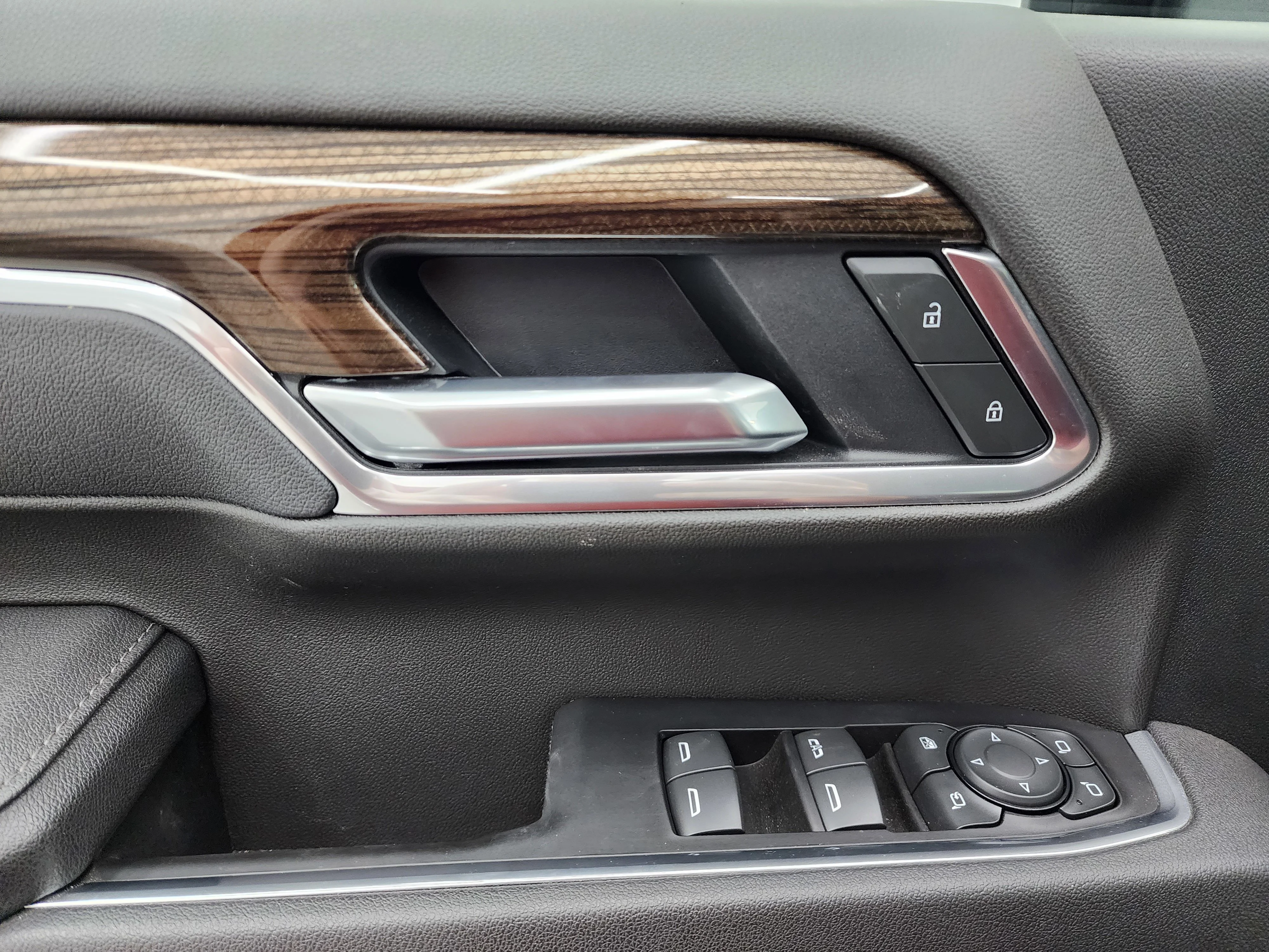 2025 Chevrolet Silverado 2500HD LT - Photo 46