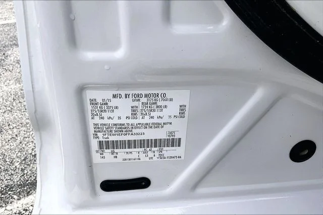 Used 2015 White Platinum Tri-Coat Metallic Ford Lariat image 20