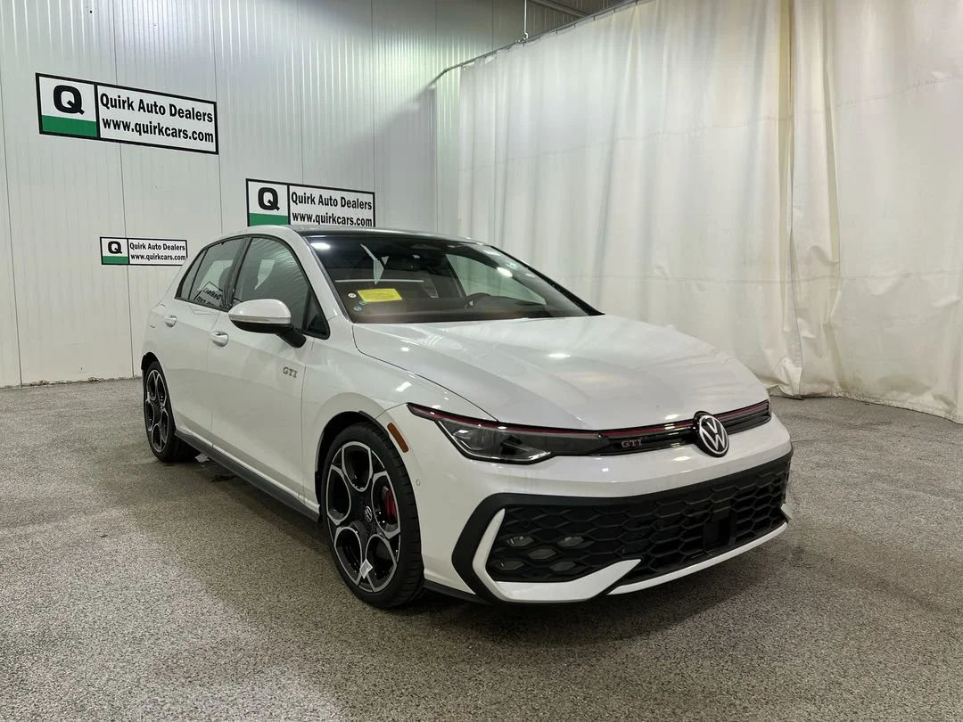 New 2026 Opal White Pearl Volkswagen Autobahn image 3