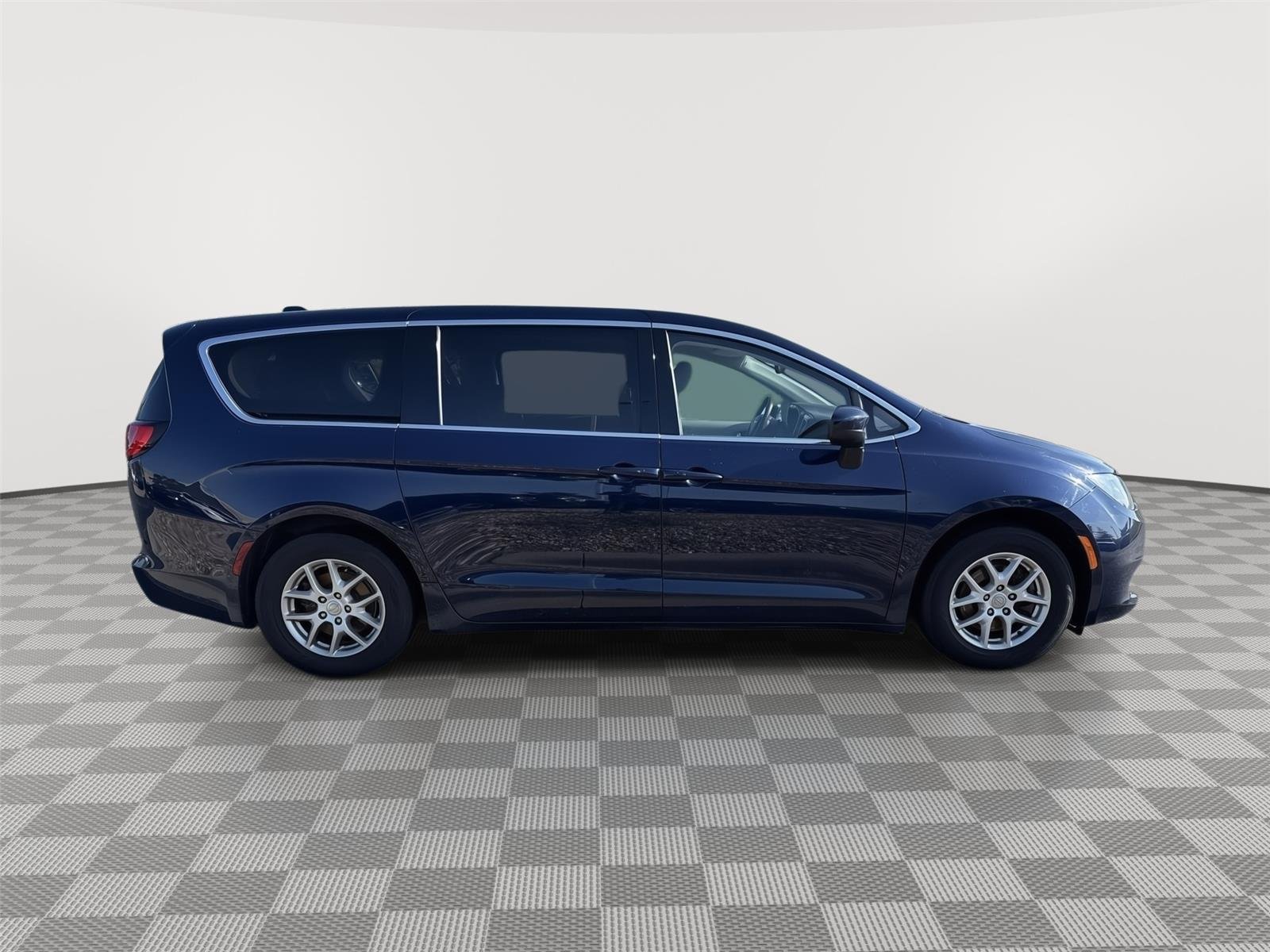 Used 2017 Jazz Blue Pearlcoat Chrysler Touring image 15