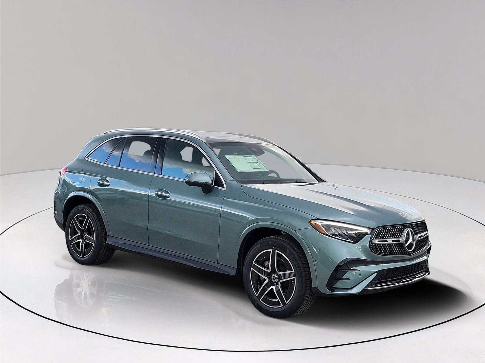 New 2026 Verde Silver Metallic Mercedes-Benz GLC 300 image 1