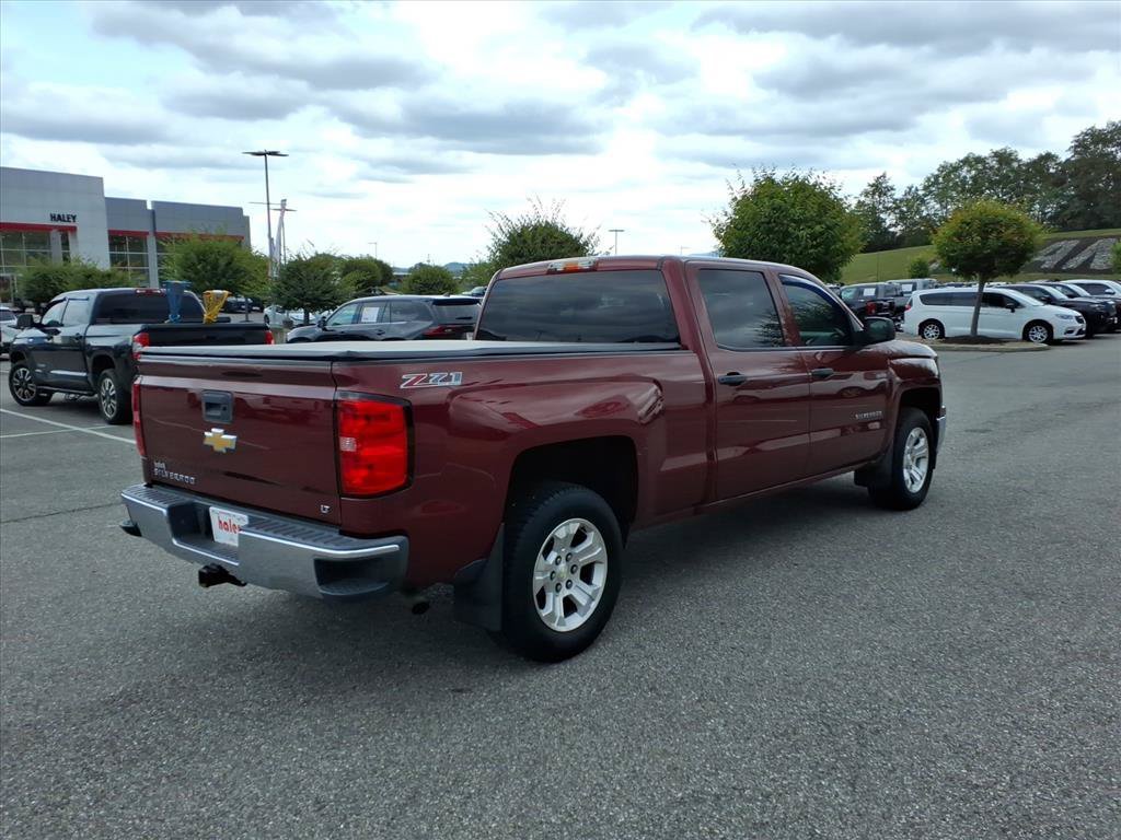 Used 2014 Red Chevrolet LT image 4